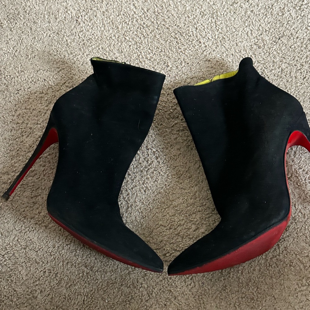 Christian Louboutin‘s so Kate boots